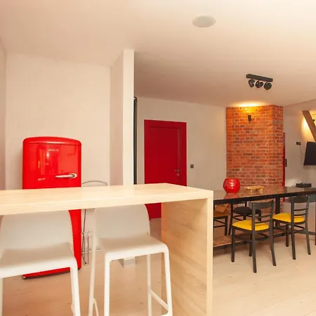 Big Apartment-250m2-city Center